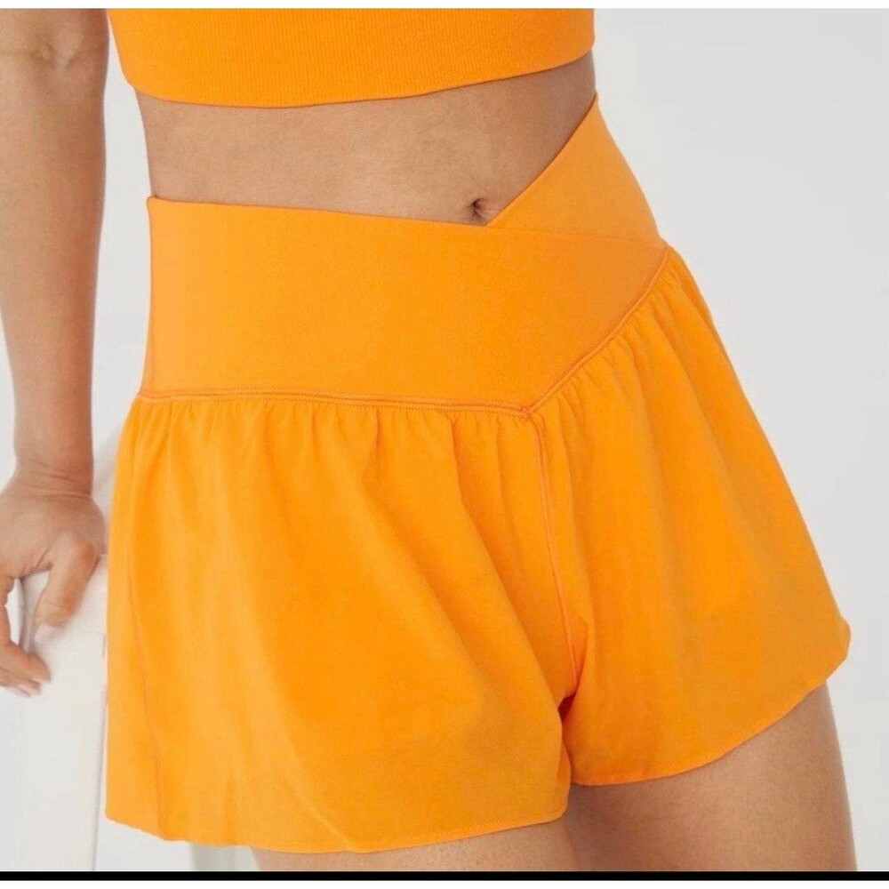 OFFLINE by Aerie Real Me Crossover Flowy Shorts sz Medium M Orange